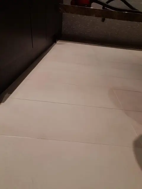 Ensuite Floor Detail — Klean Touch commercial cleaning, London