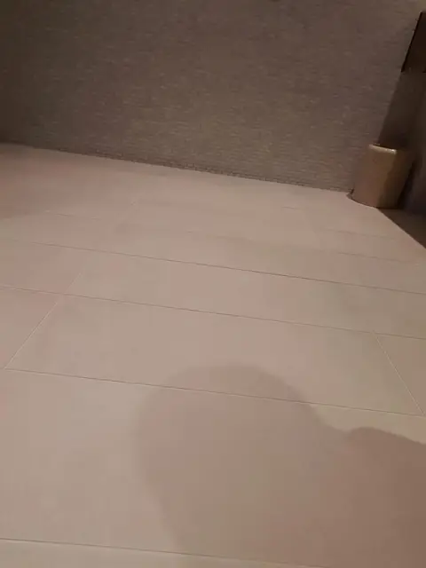 Gym Shower Floor — Klean Touch commercial cleaning, London