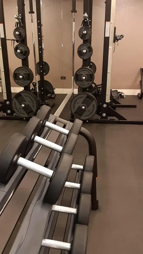 Gym Weights Mirror — Klean Touch commercial cleaning, London