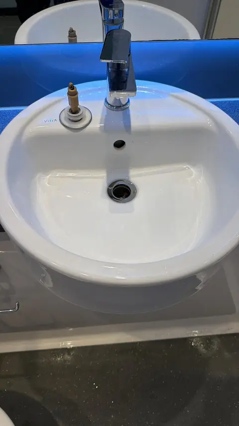 Student Bathroom Sink After — Klean Touch commercial cleaning, London
