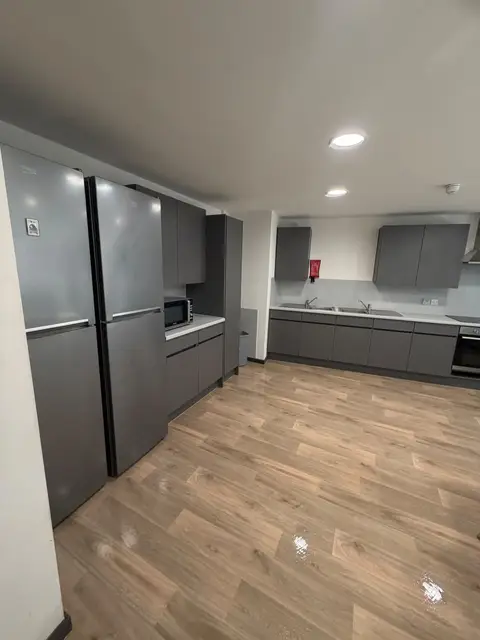 Student Kitchen After Wide — Klean Touch commercial cleaning, London